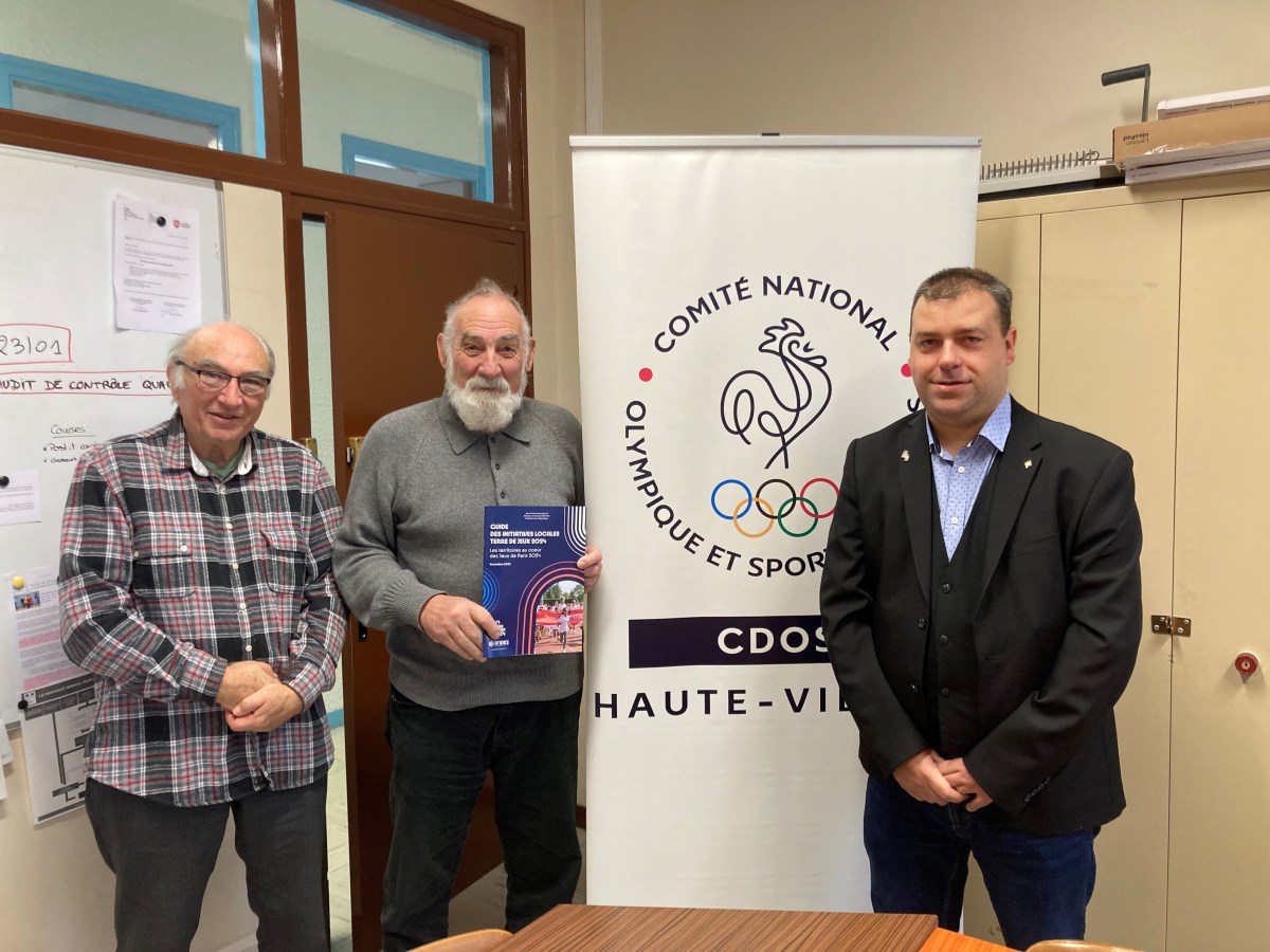 Remise du Guide des initiatives locales